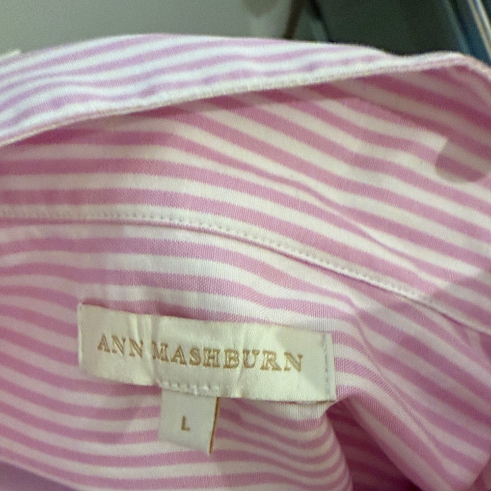Lot of 2 Ann Mashburn Striped popover Shirts in Dark Blue and Pink - Picture 3 of 5
